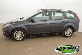 Ford Focus 1.6 Clima Navi Titanium picture 35