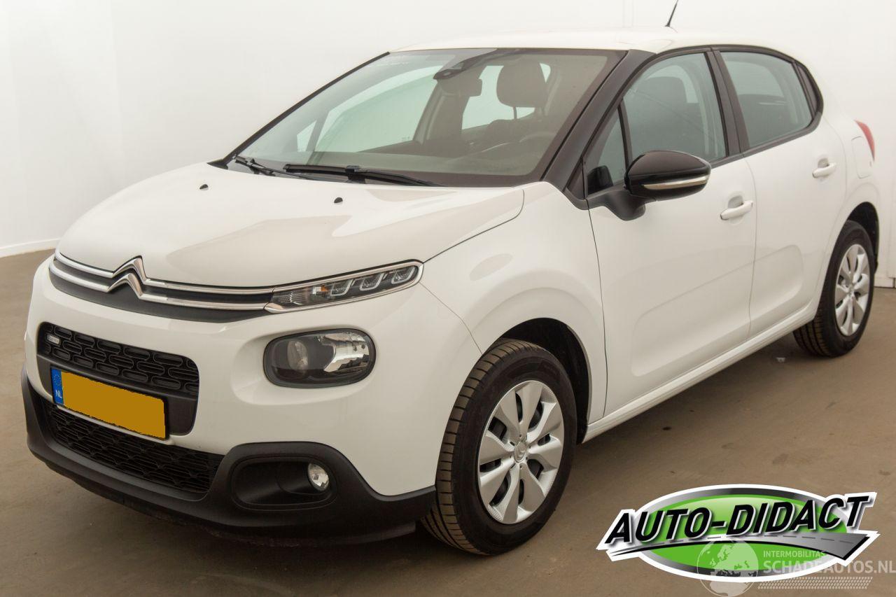 Citroën C3 1.2 PureTech Feel Clima Navi Motorschade