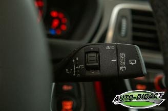 BMW 3-serie 318i Automaat Leder Clima Navi Luxury Edition picture 18