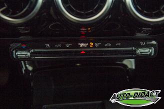 Mercedes A-klasse A200 Automaat Digi Dash Motorschade Premium picture 9