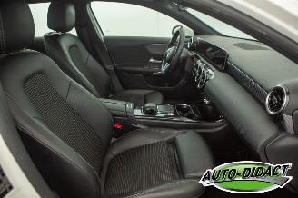 Mercedes A-klasse A200 Automaat Digi Dash Motorschade Premium picture 21