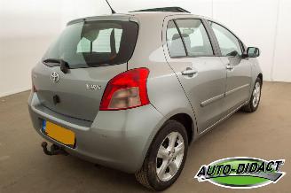 Toyota Yaris 1.3 VVTi Automaat Elek dak Clima Luna MMT picture 3