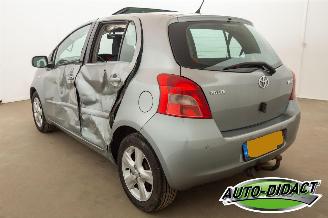 Toyota Yaris 1.3 VVTi Automaat Elek dak Clima Luna MMT picture 4