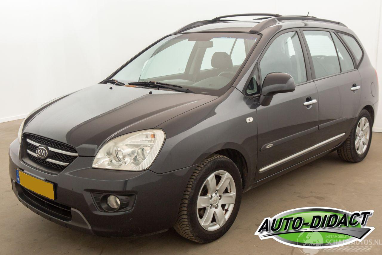 Kia Carens 2.0 CVVT 7p. Clima X-ecutive