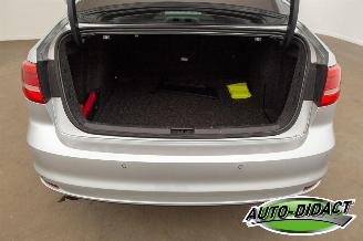 Volkswagen Jetta 1.2 TSI 77 kw 72.767 km Navi Airco picture 34