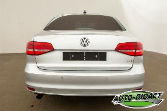 Volkswagen Jetta 1.2 TSI 77 kw 72.767 km Navi Airco picture 33