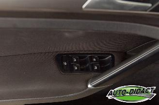 Volkswagen Golf 1.2 TSI Clima Connected Series picture 13