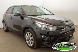 Kia Rio 1.0 Navi Camera Airco Leder Stoelverwarming picture 2