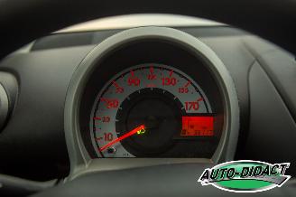 Toyota Aygo 1.0-12V Airco 96.117 km NAP Comfort Navigator picture 6