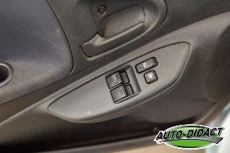 Toyota Yaris 1.0 VVT-i Idols picture 12