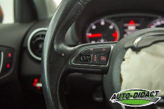 Audi A1 1.6 TDI Automaat Navi Airco Attraction picture 13