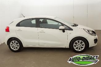 Kia Rio 1.2 CVVT 74.500 km NAP Airco BusinessLine picture 42