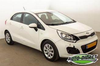 Kia Rio 1.2 CVVT 74.500 km NAP Airco BusinessLine picture 2