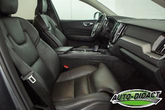 Volvo Xc-60 2.0 B4 Automaat Leder Navi Motorschade Momentum Business picture 21