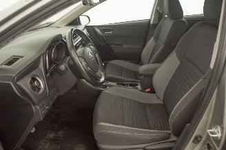 Toyota Auris Touring Sports 1.2 Clima Navi Camera 85kw Comfort picture 26