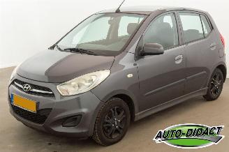 Schadeauto Hyundai I-10 1.2 i-Drive Cool Airco 2011/2