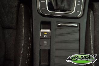 Volkswagen Passat GTE 1.4 TSI Automaat Pano Navi Camera Clima PHEV Business picture 13