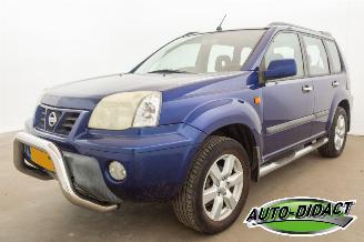 Damaged car Nissan X-Trail 2.0 4X4 Clima Sport Plus 2003/5