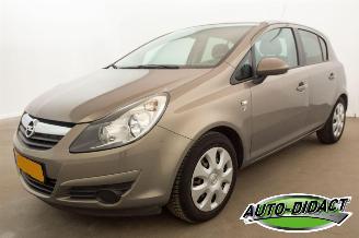Damaged car Opel Corsa 1.2-16V \\\'111\\\' Edition Airco 2010/5