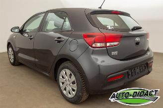 Kia Rio 1.2 Airco picture 3