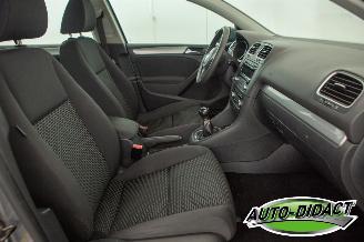 Volkswagen Golf 1.6 TDI BlueMotion Clima picture 16