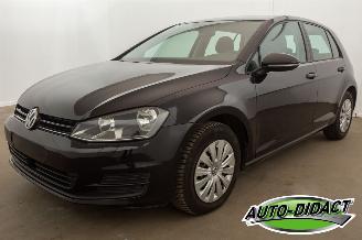 Coche accidentado Volkswagen Golf 1.6 TDI Clima Navi Trendline 2015/7