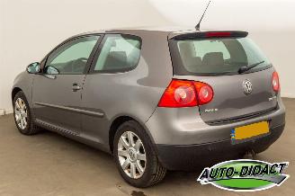 Volkswagen Golf 2.0 FSI Clima Sportline picture 3