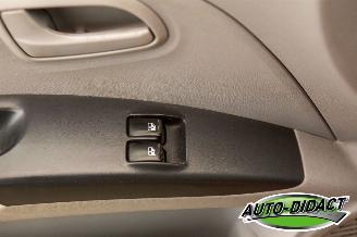 Kia Picanto 1.0 LXE X-tra picture 11