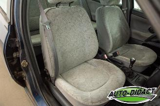 Peugeot 406 1.8-16V Airco picture 17