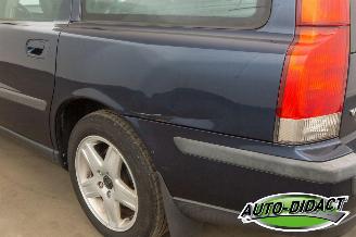 Volvo V-70 2.4 Edition II Airco Leder picture 24