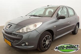 krockskadad bil auto Peugeot 206+ 1.4 XS Airco 2009/5