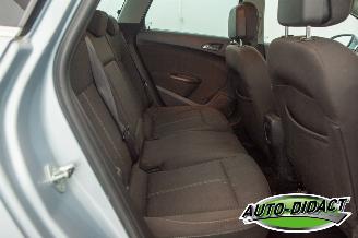 Opel Astra Sports Tourer 1.4 Turbo Clima picture 22