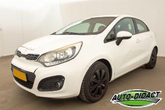 Auto incidentate Kia Rio 1.2 CVVT Clima Motorschade Super Pack 2011/9