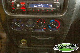 Daihatsu Young-rv 1.3-16V XTI Automaat picture 9