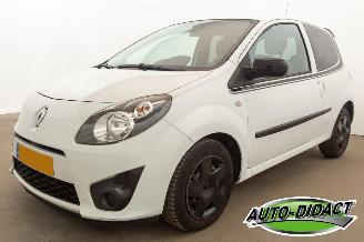 Unfallwagen Renault Twingo 1.5 dCi Airco Collection 2011/5