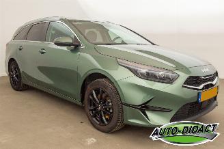 Kia Ceed 1.5 T-GDi Automaat Motorschade MHEV DynamicPlusLine picture 2