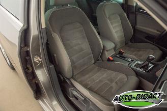 Volkswagen Golf 1.6 TDI Automaat Navi Clima Highline picture 23