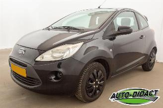 skadebil auto Ford Ka 1.2 Airco Cool&Sound 2010/6