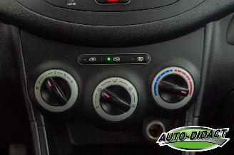 Hyundai I-10 1.1 Active picture 7