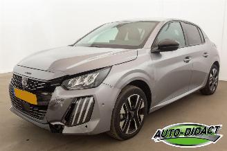 damaged passenger cars Peugeot e-208 EV 51 kWh Automaat Clima Navi Camera Allure 2024/3