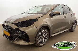 Schadeauto Toyota Yaris 1.5 Hybrid Automaat Clima Navi Camera 130 Executive 2024/5