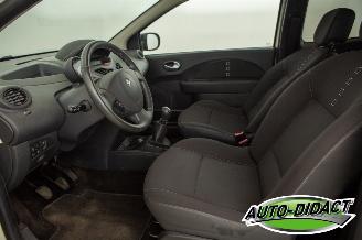 Renault Twingo 1.2-16V Airco Dynamique picture 24