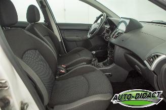 Peugeot 206+ 1.4 Airco Navi picture 18