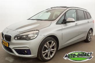 Unfallwagen BMW 2-serie Gran Tourer 218i 7p. Automaat Pano Navi Clima 2016/1