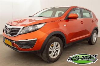 skadebil auto Kia Sportage 2.0 Airco X-tra 2010/9