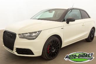 Voiture accidenté Audi A1 1.6 TDI Airco Attraction 2011/1