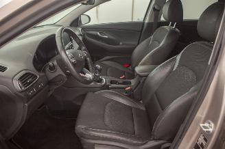 Hyundai I-30 1.4T Fastback 103kw Clima Navi picture 25