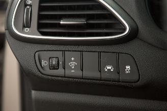 Hyundai I-30 1.4T Fastback 103kw Clima Navi picture 13