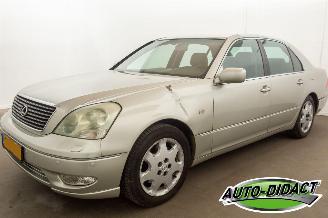 Vaurioauto  passenger cars Lexus LS 430 Automaat Navi Leder 2001/1