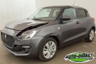 krockskadad bil auto Suzuki Swift 1.2 GL+ Airco Camera 2019/10